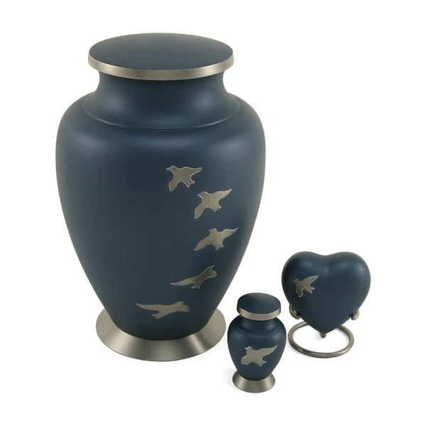 Aero Ascending Heart Keepsake Urn - Image 4