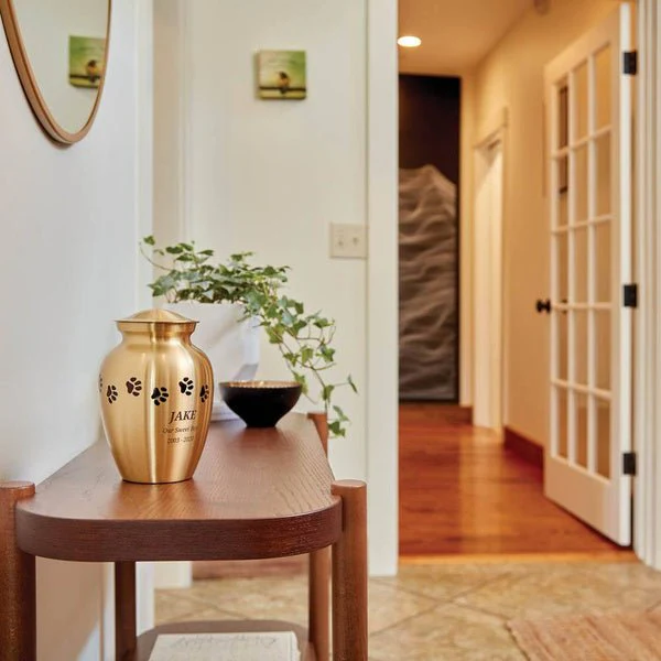 Classic Brass Paw Print Band Pet Medium Cremation Urn - Image 3