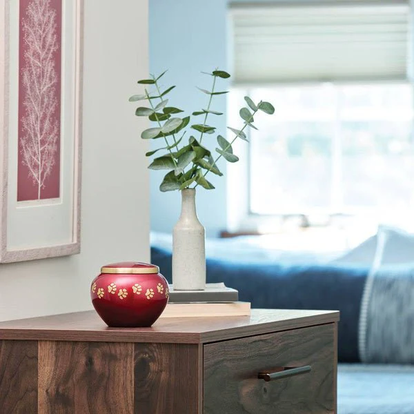 Classic Round Crimson Paw Band Large Pet Cremation Urn - Image 3