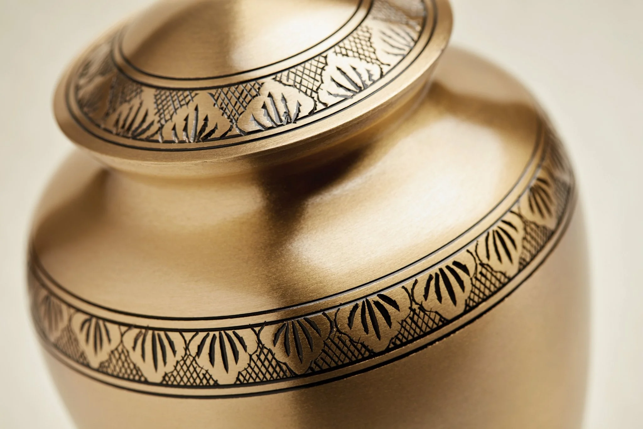 Eternal Athena Bronze Adult Cremation Urn - Image 4