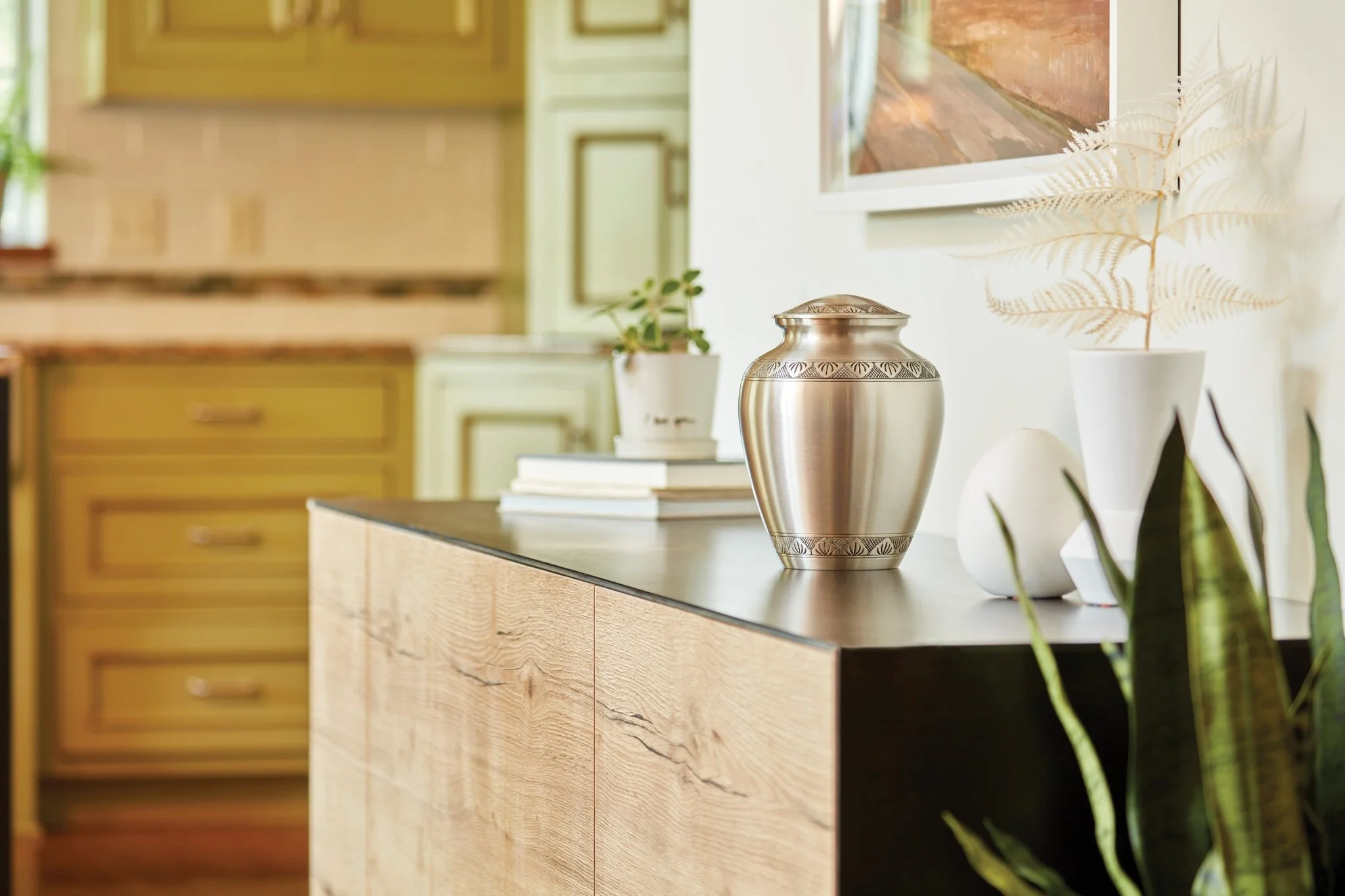 Eternal Athena Pewter Adult Cremation Urn - Image 4