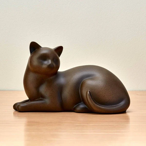 Sable Slumber Cat Medium Pet Cremation Urn - Image 4